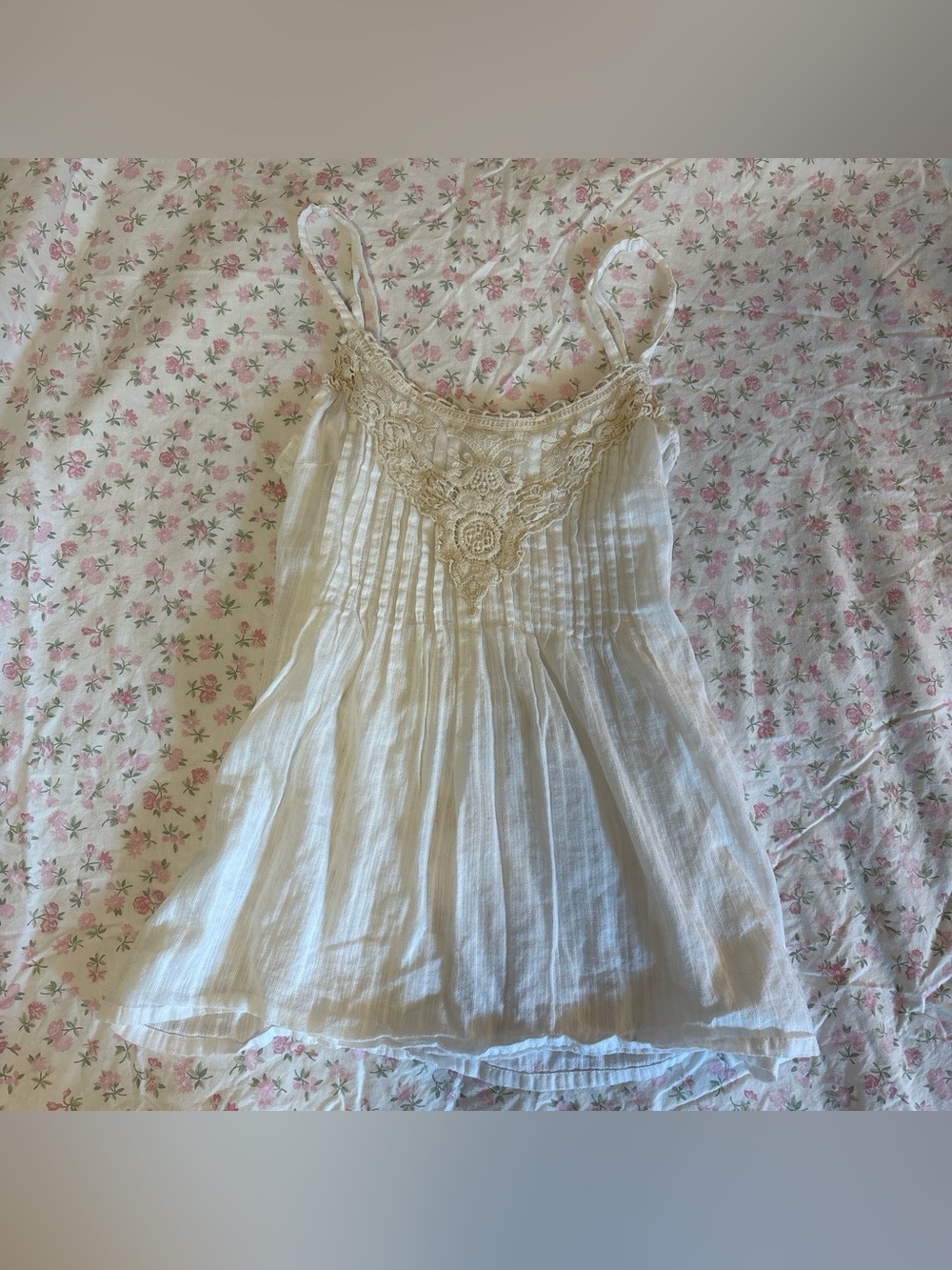 Mudd Cream Crochet-Trim Spaghetti Strap Cami